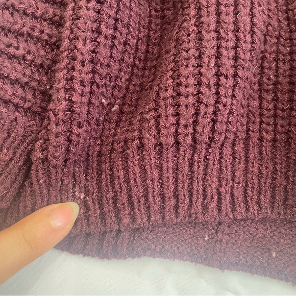 ๐ Streetwear Society Burgundy Knit Sweater โ Womenโs Small ๐ - Picture 7 of 9